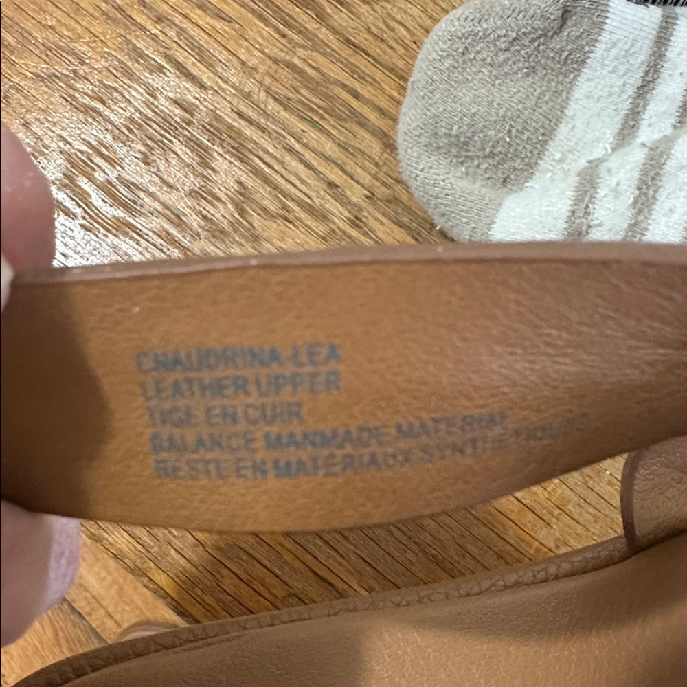 Carlson Brown Strappy Toe-Loop Sandals - Picture 6 of 7